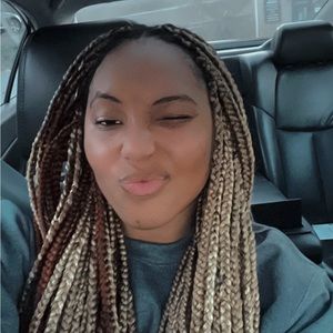 Meet your Posher, Nell